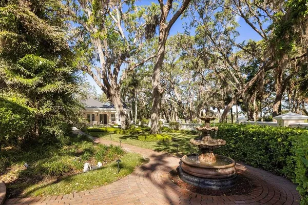 $2,700,000 | 236 St James Park, Osprey, FL 34229