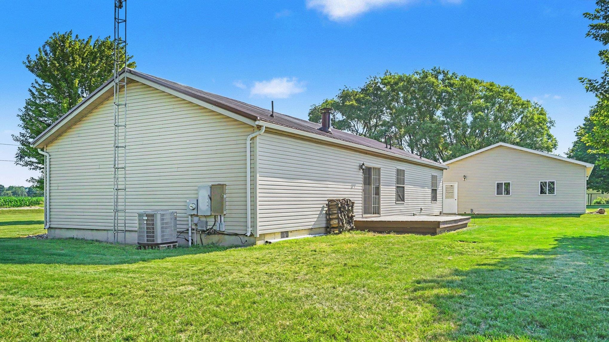 3895 West Broomfield Road Mount Pleasant, MI 48858 - Photo 32 of 34