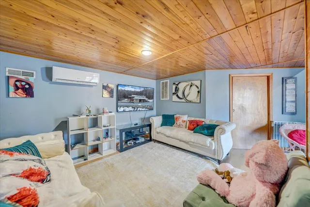 $309,950 | 2412 Quarterwood Road, Montvale, VA 24122