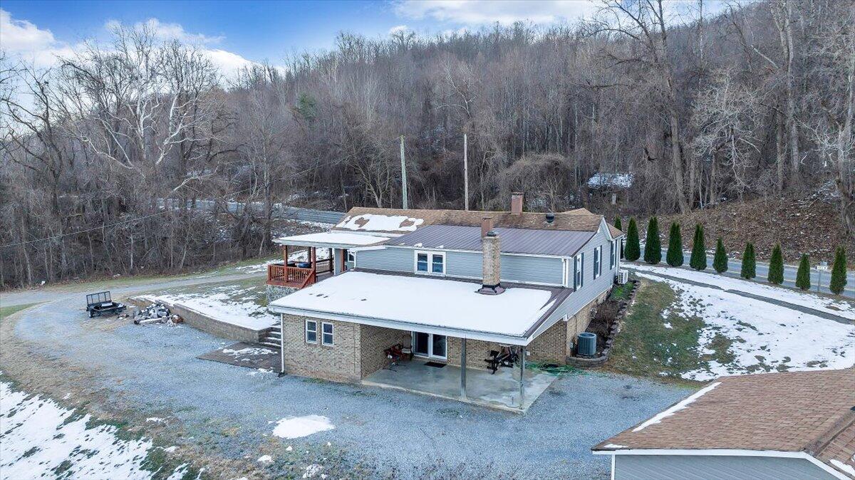 2412 Quarterwood Road Montvale, VA 24122 - Photo 42 of 48 47-DJI_20251215161658_0054_D_MIB