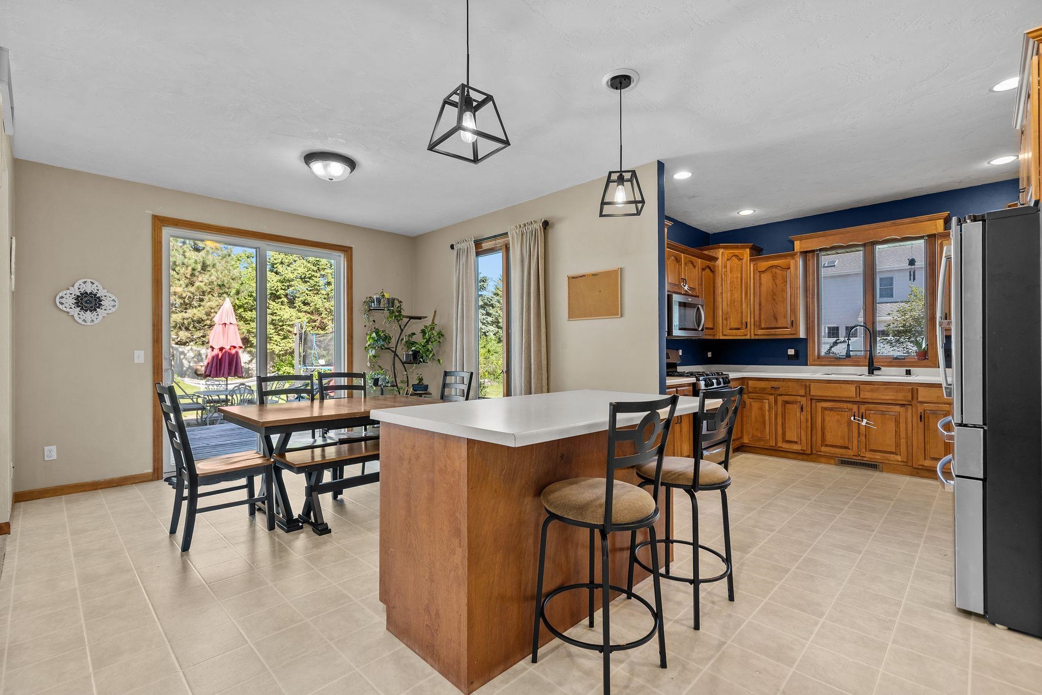 3497 Rosenberry Court Appleton, WI 54913 - Photo 8 of 54