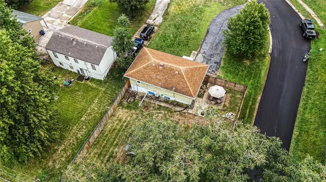 $180,000 | 6800 North Troost Avenue, Gladstone, MO 64118