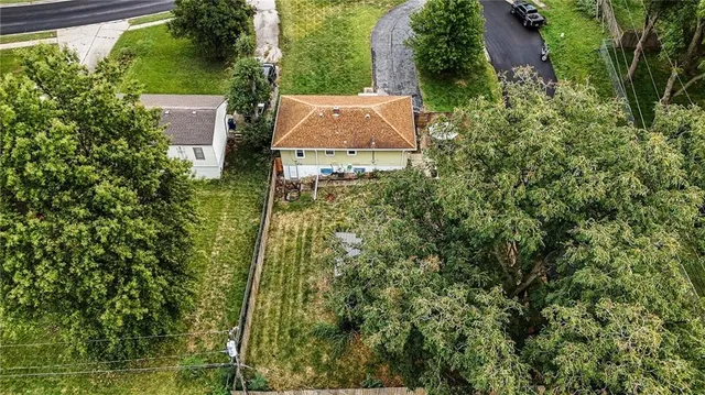 $180,000 | 6800 North Troost Avenue, Gladstone, MO 64118