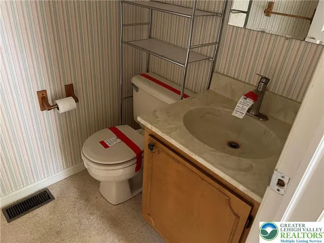 $356,500 | 2507 Swanson Street, Easton, PA 18045