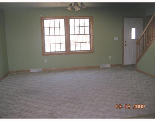 213 Marstellar Road Fredonia, PA 16124 - Photo 6 of 17 Living Room.
