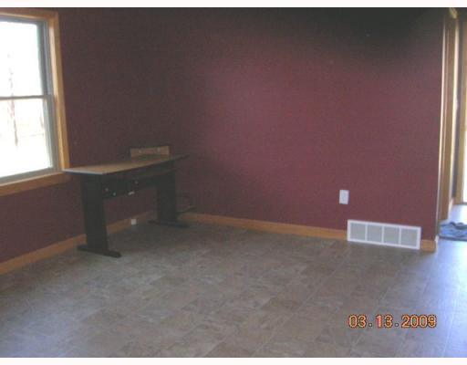 213 Marstellar Road Fredonia, PA 16124 - Photo 7 of 17 Kitchen. dining area
