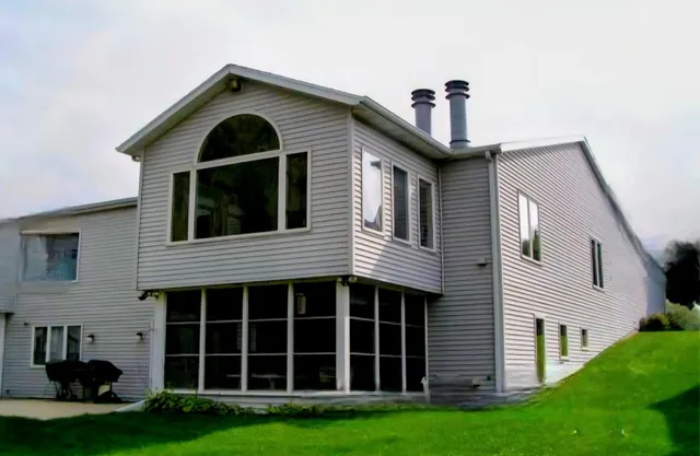 $375,000 | W4776 Potter Road, Lafayette, WI 53121