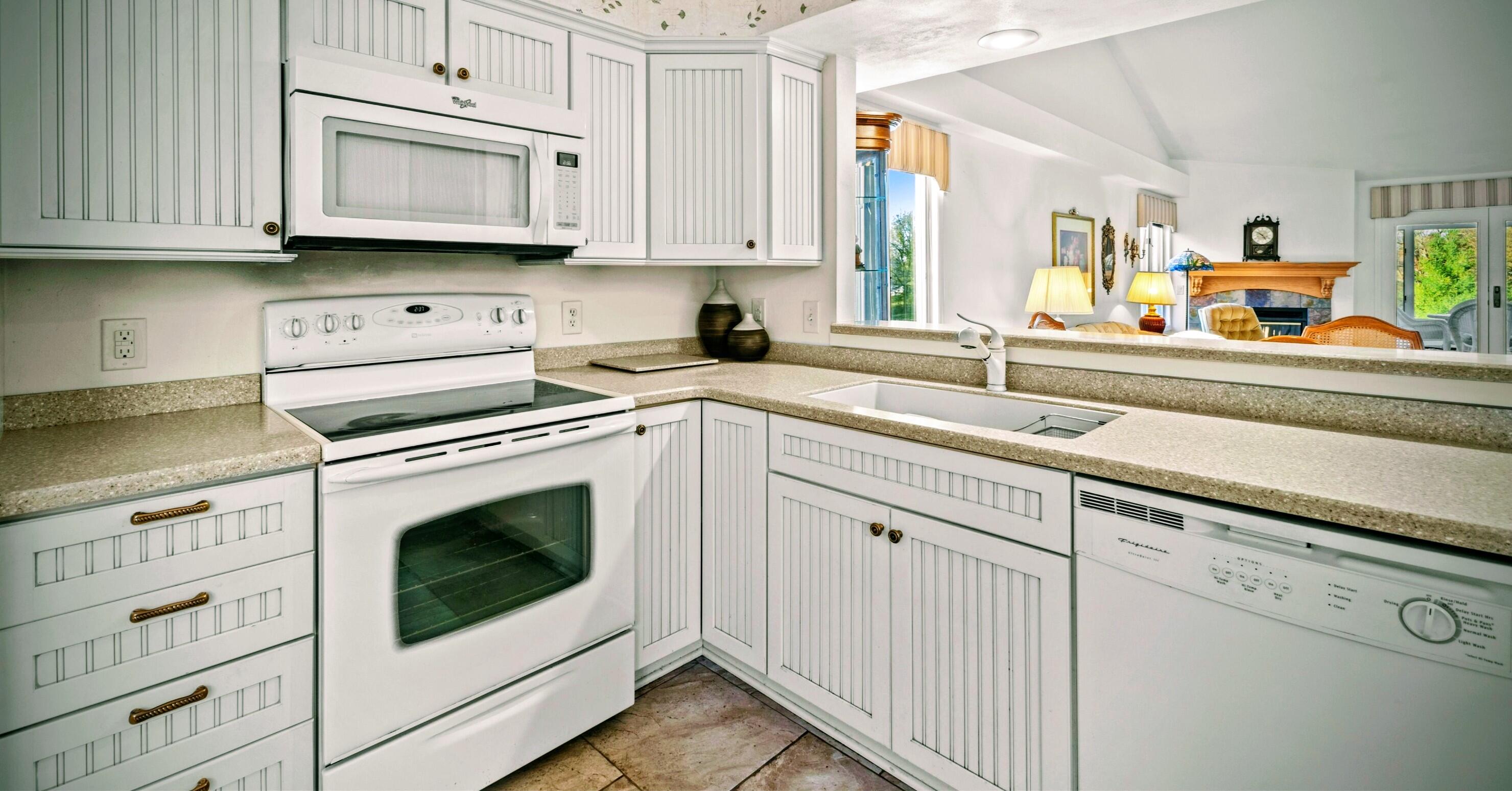 W4776 Potter Road Lafayette, WI 53121 - Photo 5 of 27 1000069772