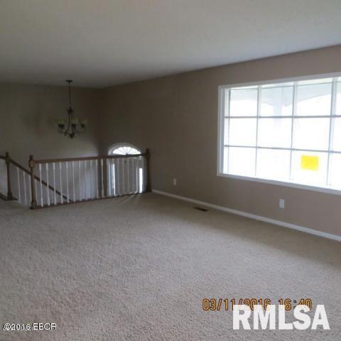 2170 Raleigh Road Eldorado, IL 62930 - Photo 3 of 22 Gallery Image 3