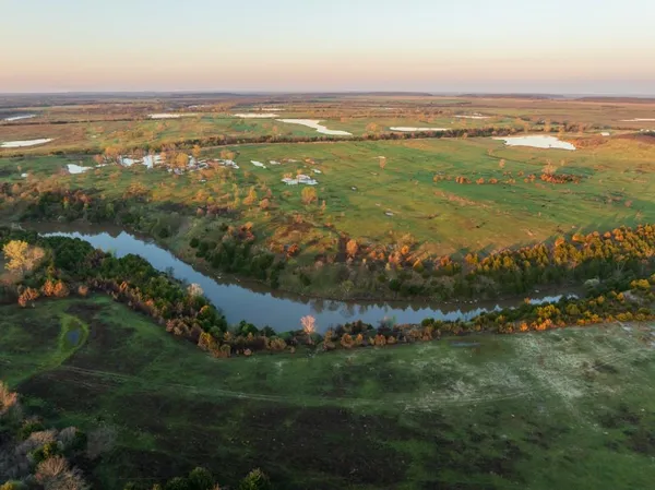 $16,975,000 | Northwest State Rte J Route, Amsterdam, MO 64723