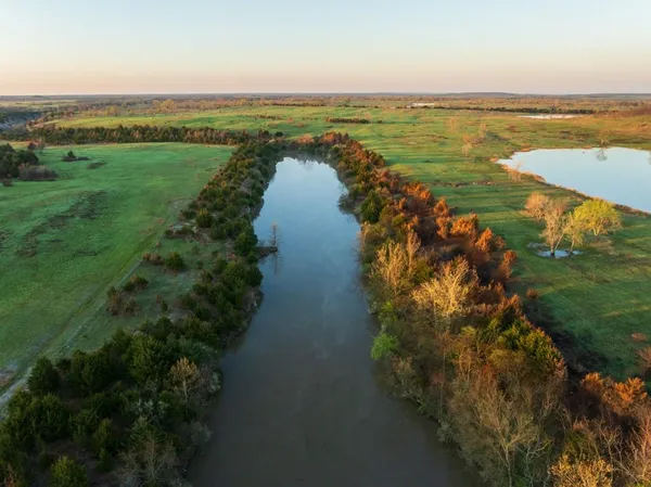 $16,975,000 | Northwest State Rte J Route, Amsterdam, MO 64723