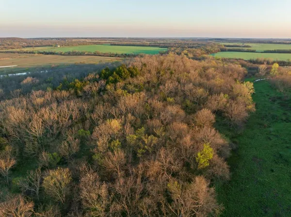 $16,975,000 | Northwest State Rte J Route, Amsterdam, MO 64723