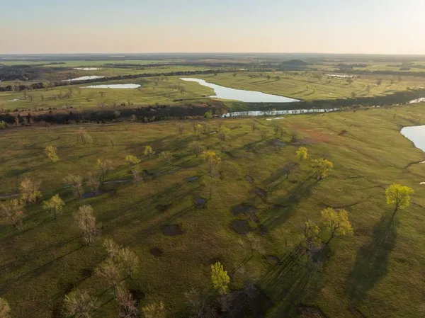 $16,975,000 | Northwest State Rte J Route, Amsterdam, MO 64723