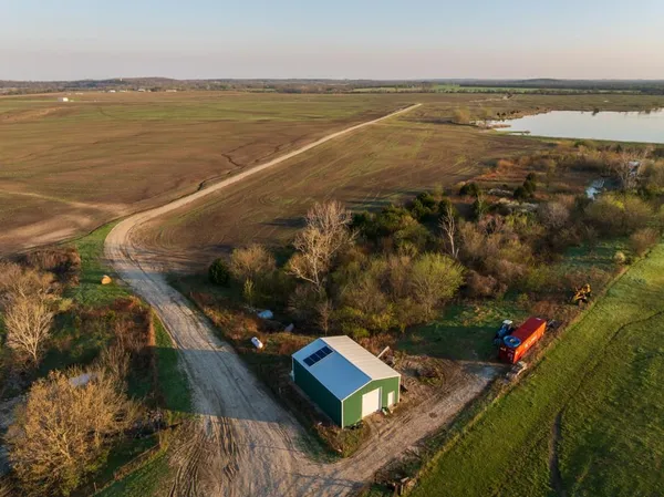 $16,975,000 | Northwest State Rte J Route, Amsterdam, MO 64723