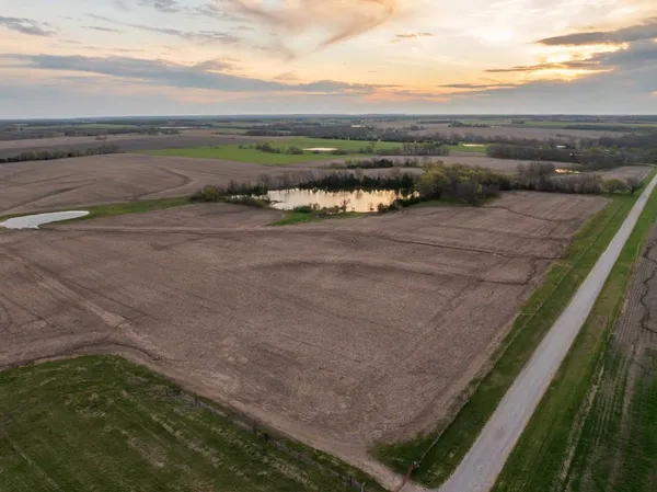 $16,975,000 | Northwest State Rte J Route, Amsterdam, MO 64723
