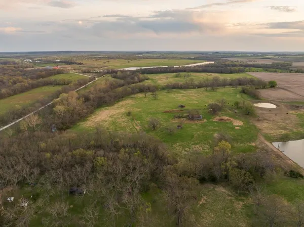 $16,975,000 | Northwest State Rte J Route, Amsterdam, MO 64723