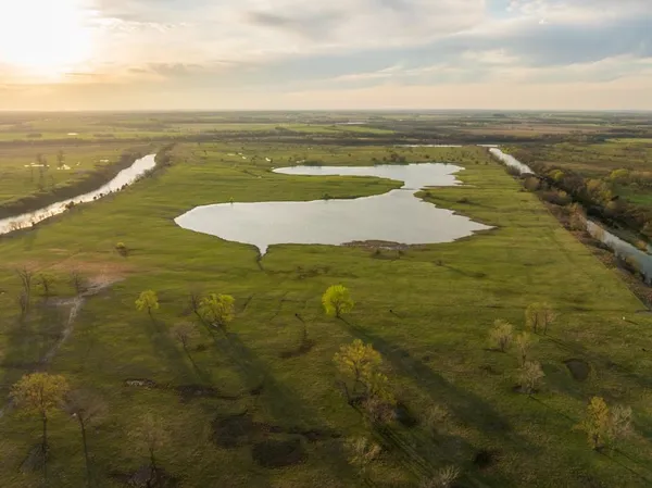 $16,975,000 | Northwest State Rte J Route, Amsterdam, MO 64723