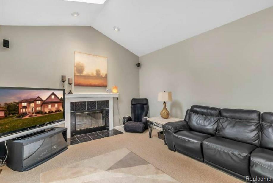 29217 Autumn Ridge Farmington Hills, MI 48334 - Photo 11 of 20