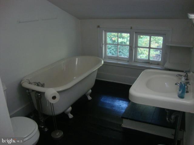 69 West Rose Valley Road Rose Valley, PA 19086 - Photo 27 of 33 Third Floor Bathroom