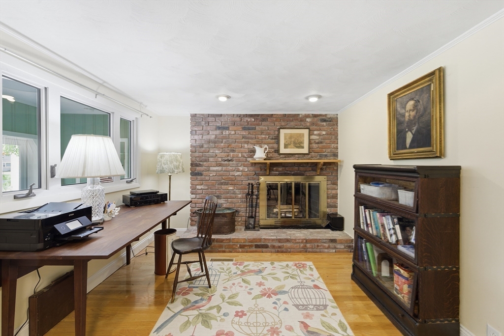 110 Parkerview Street Springfield, MA 01129 - Photo 18 of 32