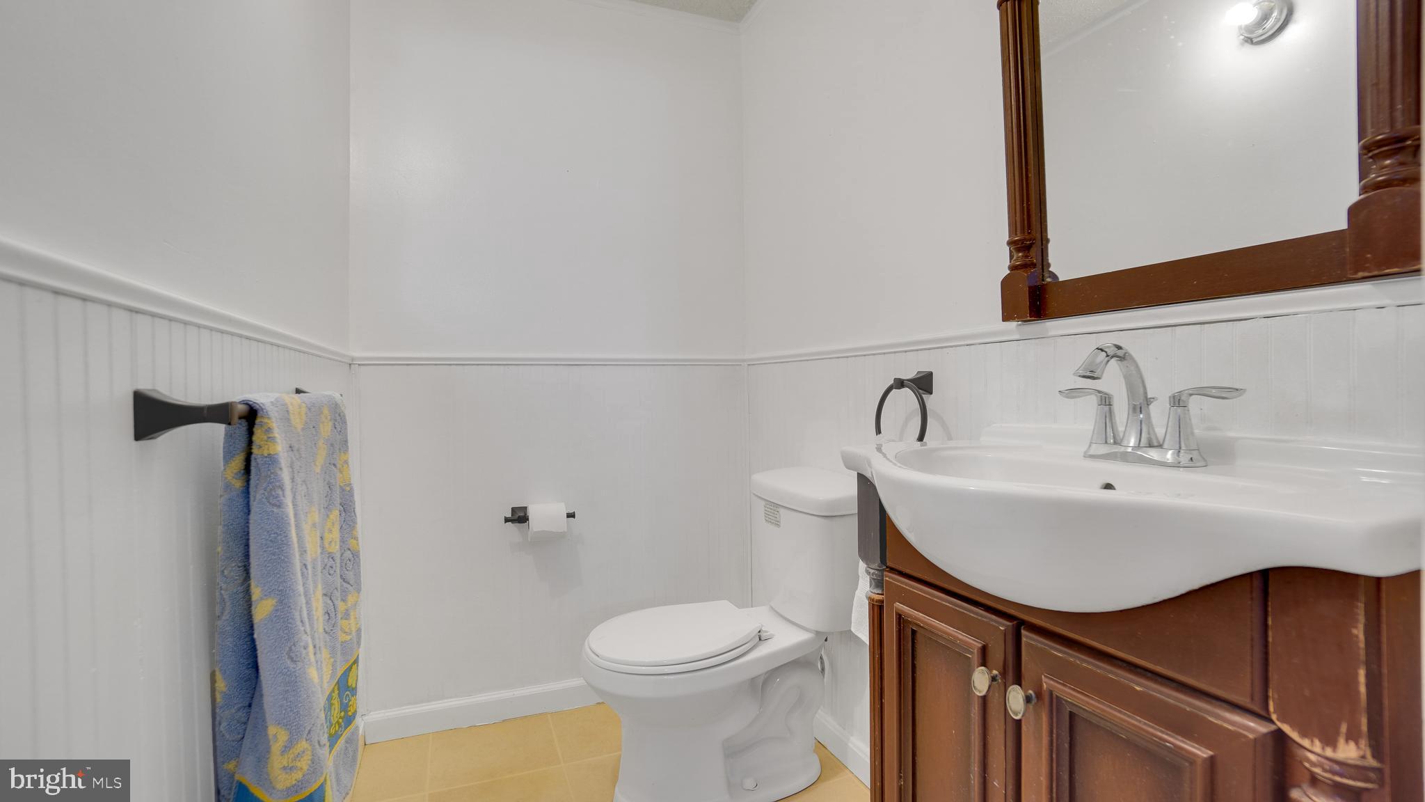 602 Holy Cross Road Brooklyn, MD 21225 - Photo 20 of 26 Half Bath