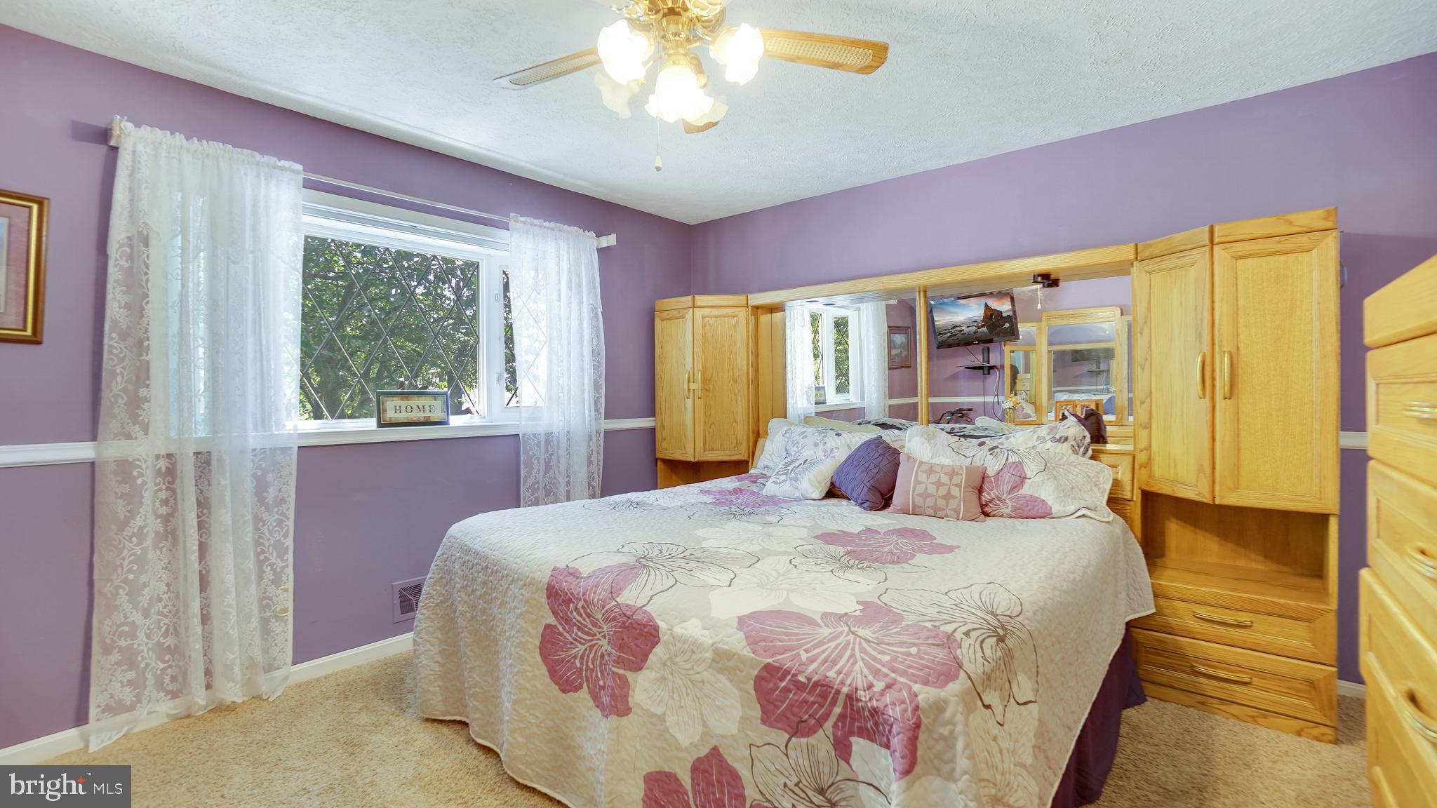 602 Holy Cross Road Brooklyn, MD 21225 - Photo 9 of 26 Owner's Bedroom