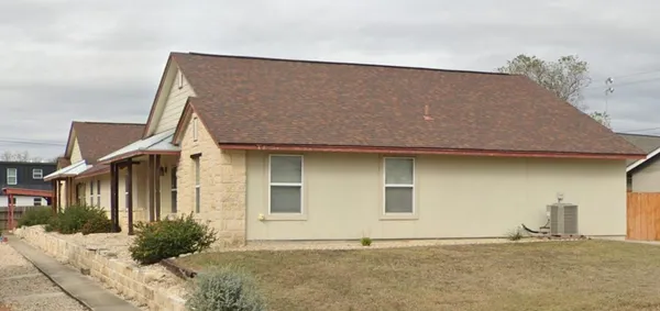 $2,000 | 486 A Bridle Path, Kerrville, TX 78028