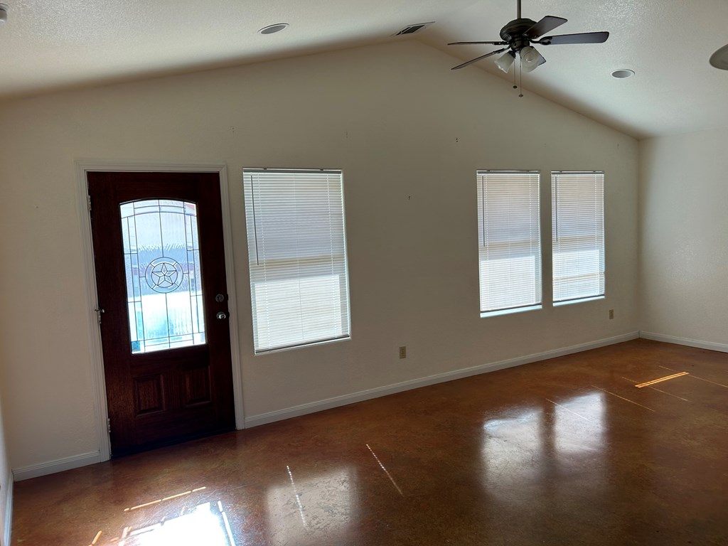 486 A Bridle Path Kerrville, TX 78028 - Photo 2 of 19