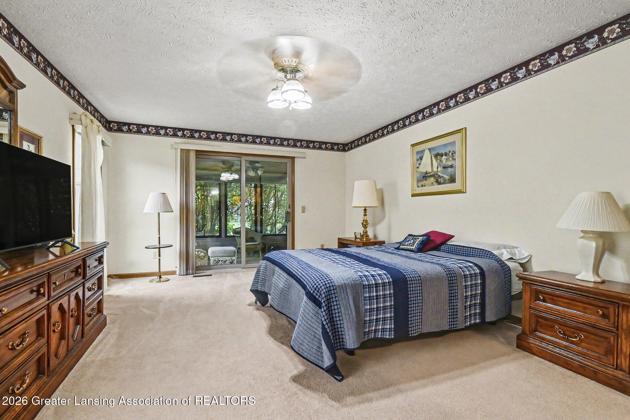 2380 Barnsbury Road East Lansing, MI 48823 - Photo 18 of 30 018_file_3214
