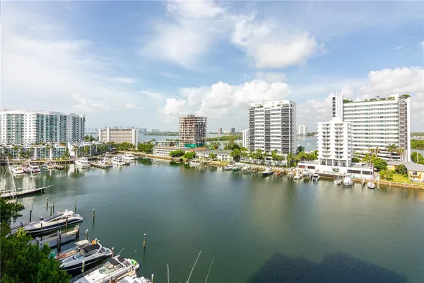 $3,500 | 7928 East Drive, Unit 903, North Bay Village, FL 33141