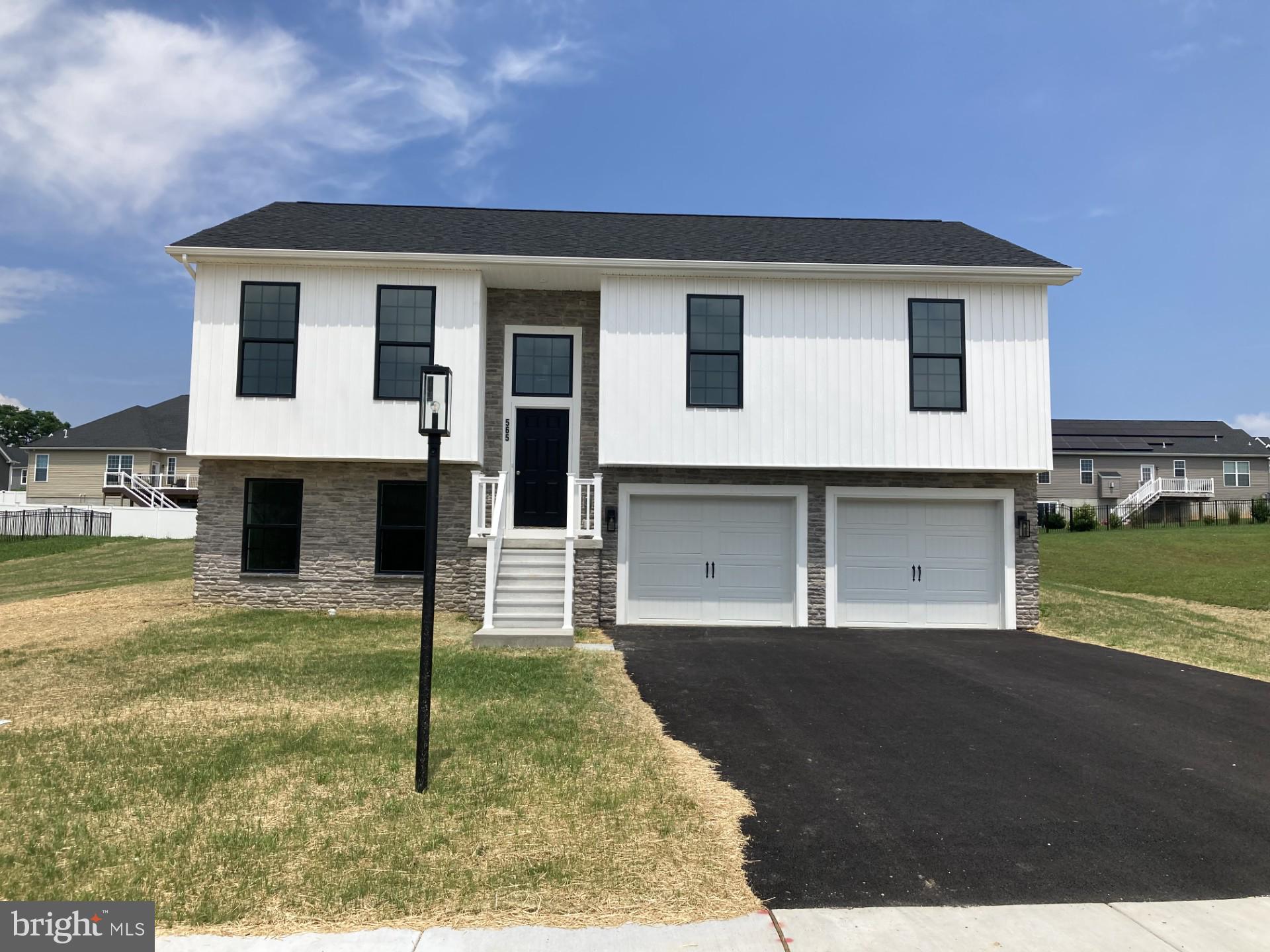 565 Ripple Drive, Unit 68 Hanover, PA 17331 - Photo 1 of 21 Gallery Image 1