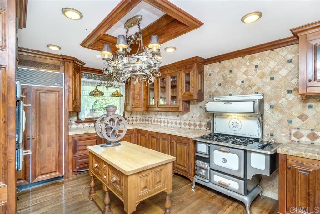 1779 Elevado Road Vista, CA 92084 - Photo 12 of 25