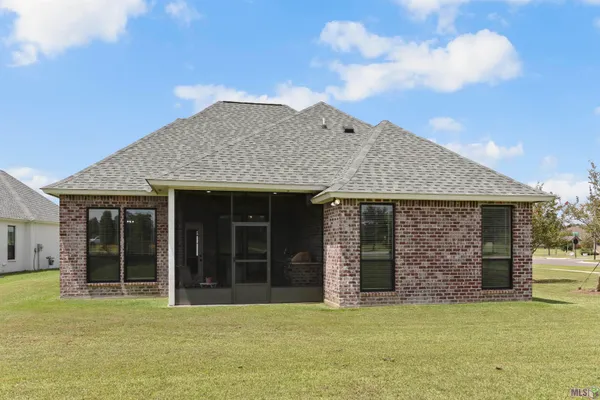 $389,000 | 39561 Hernando De Soto Drive, Darrow, LA 70725