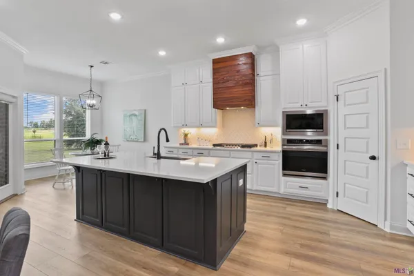 $389,000 | 39561 Hernando De Soto Drive, Darrow, LA 70725