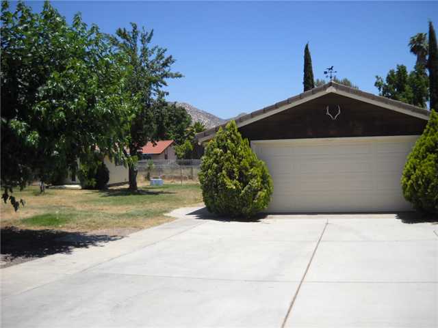 16063 Oakley Road Ramona, CA 92065 - Photo 12 of 13 New garage - large in rear of home