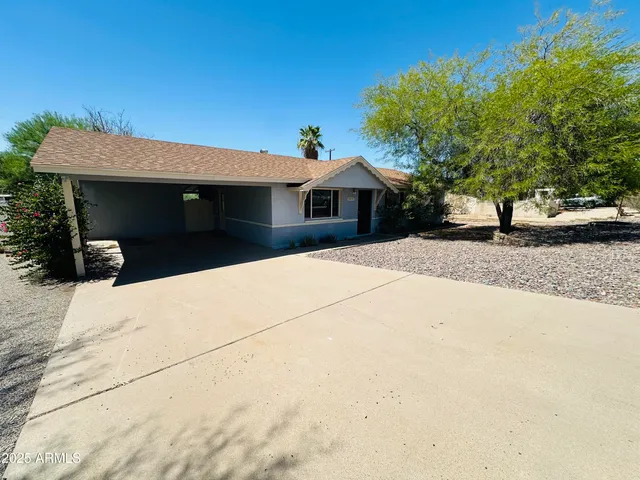 a view of house with a outdoor space