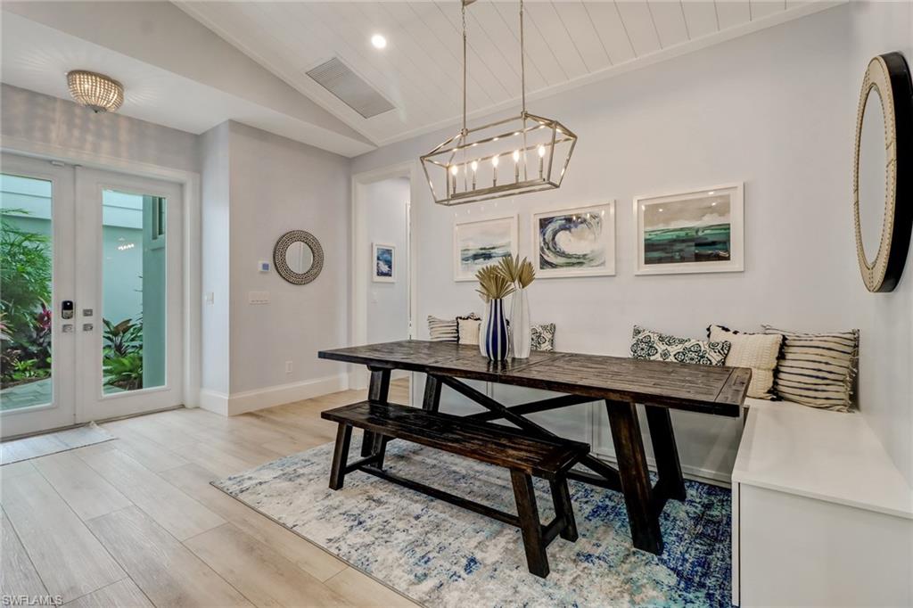 5130 Alpha Court Naples, FL 34105 - Photo 10 of 39