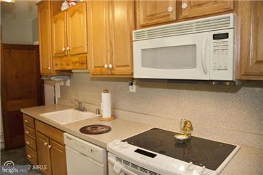 4534 Silver Spring Road Nottingham, MD 21236 - Photo 14 of 30 Kitchen