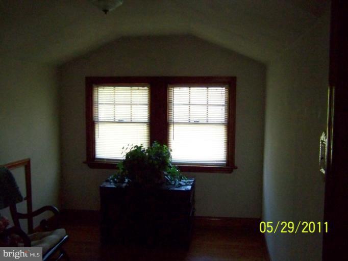 4534 Silver Spring Road Nottingham, MD 21236 - Photo 27 of 30 Sitting Room off Bedroom 3