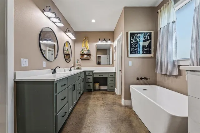 $745,000 | 395 Wortham Road, Whitewright, TX 75491