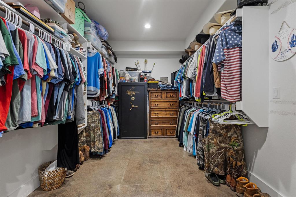 395 Wortham Road Whitewright, TX 75491 - Photo 18 of 33