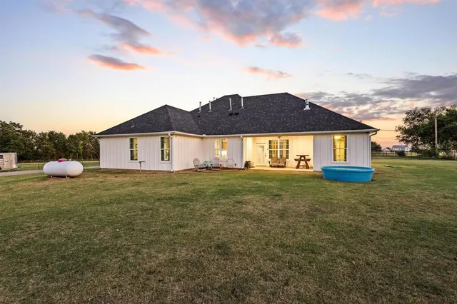 $745,000 | 395 Wortham Road, Whitewright, TX 75491