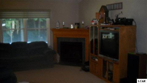 1200 West Carleton Road Adrian, MI 49221 - Photo 4 of 10 20016499-3.JPG