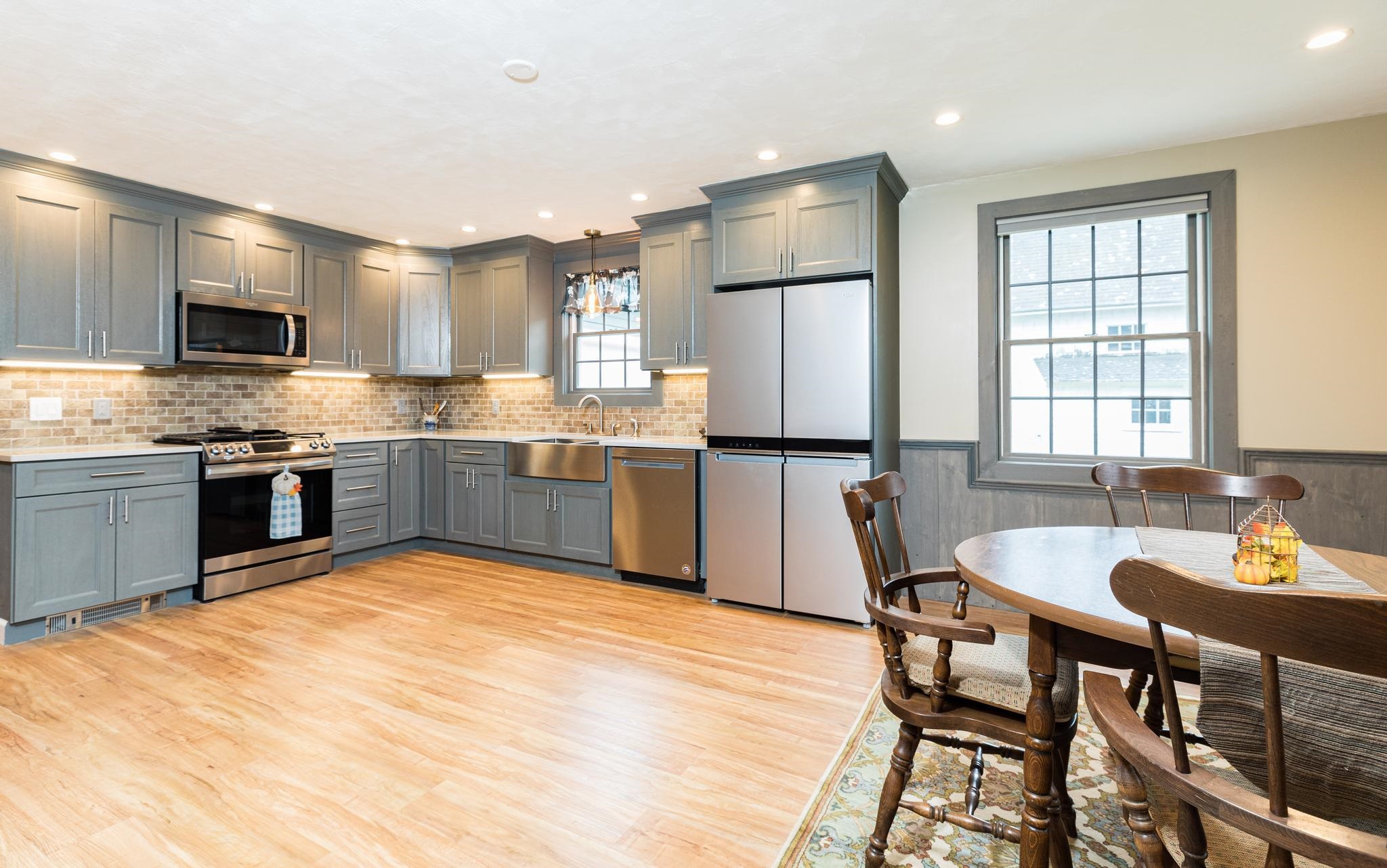 697 Portland Street Rochester, NH 03868 - Photo 5 of 24