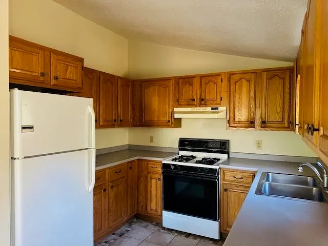 $209,000 | 75 Mather Road, Brattleboro, VT 05301