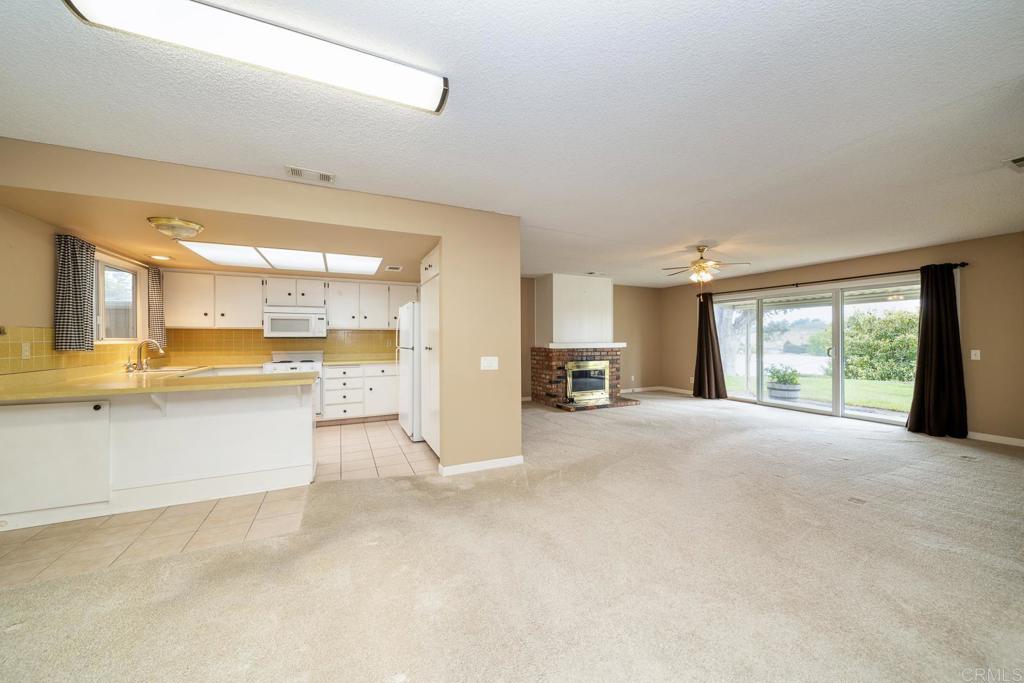 3731 Sage Way Oceanside, CA 92057 - Photo 9 of 26