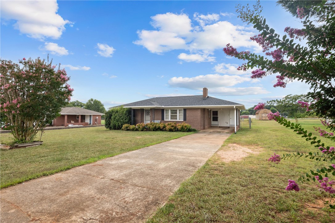 109 Warner Road Anderson, SC 29625 - Photo 2 of 22