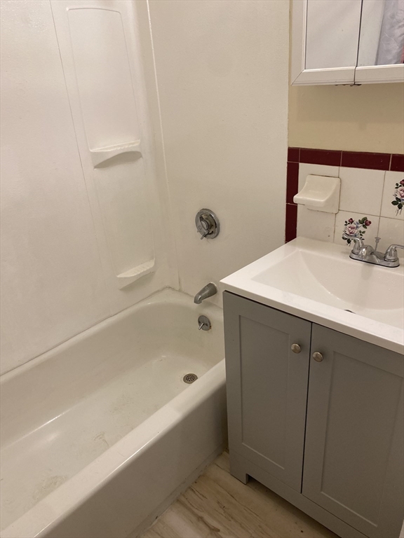 72 Florida Street, Unit 3 Boston, MA 02124 - Photo 4 of 9