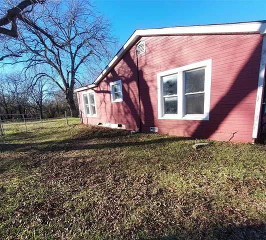 $159,900 | 2425 Juanita Drive, Denison, TX 75020