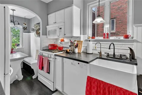 $379,900 | 830 Florida Avenue, Pittsburgh, PA 15228